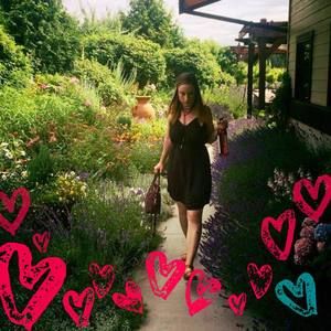 Meet your Posher, Casey